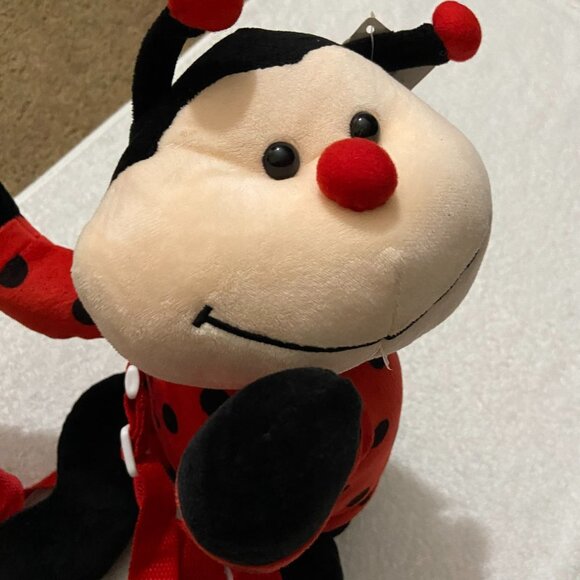 Lady Bug Plush On Leash - Picture 5 of 12